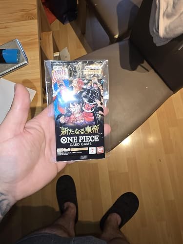 バンダイ ONE PIECEカードゲーム 新たなる皇帝